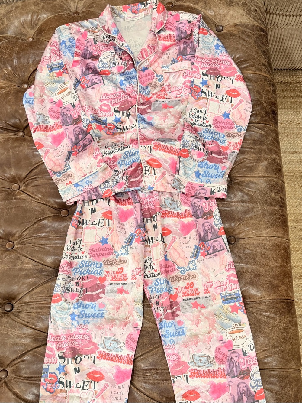 Tweenstyle Sabrina Carpenter Pink Multi-Graphic Girls Pajama Set